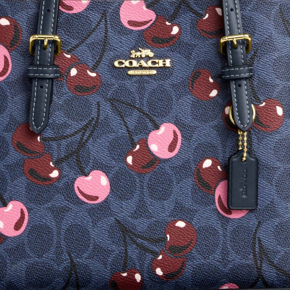 코치 Mollie Tote Bag 25 In Signature Canvas With Cherry Print 이미지