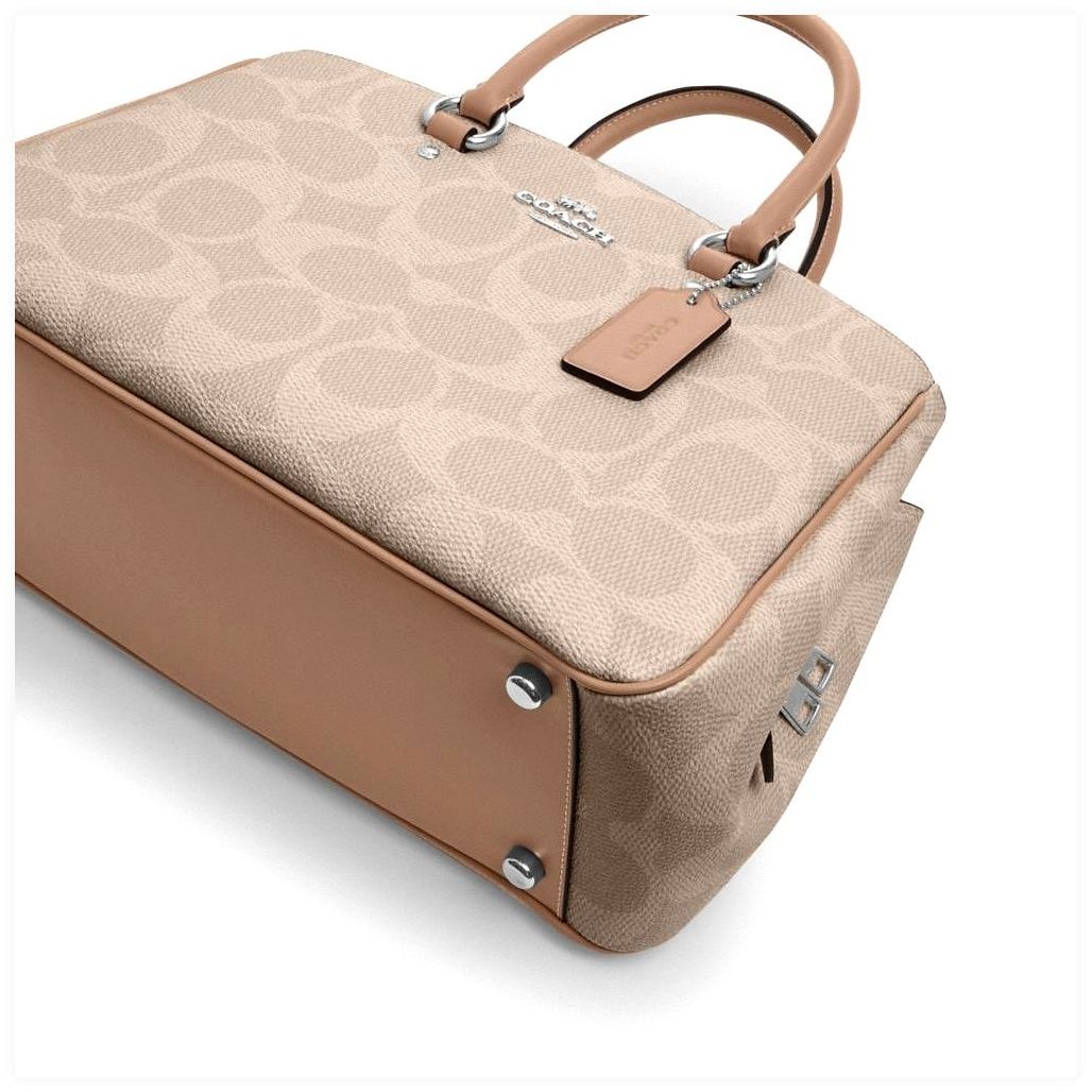코치 Savannah Carryall Bag In Signature Canvas 이미지