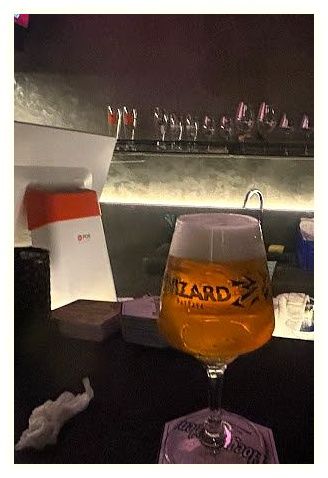 Bus Station Bar 이미지