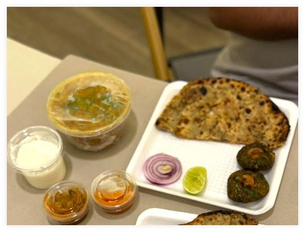 Jai Jinendra jain & pure vegetarian & vegan indian restaurant 이미지