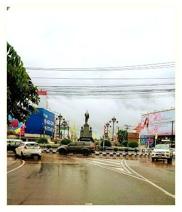 Kromluang Prachak Sinlapakhom Monument 이미지