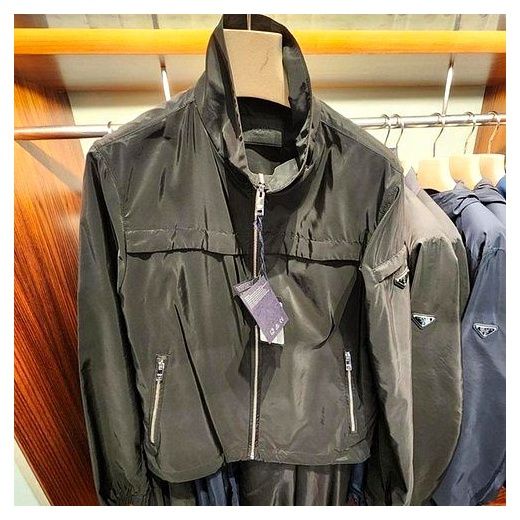 PRADA 프라다 삼각로고 남성 바람막이 자켓 SGN998, 54 이미지