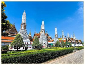 방콕 왕궁 (The Grand Palace) 방문 후기: 엘로라가 추천하는 태국 필수 여행 코스, 입장료, 복장 규정 완벽 가이드 이미지