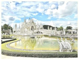 태국 치앙라이, 순백의 꿈결 속으로: 왓 롱 쿤 (White Temple) 에서 길을 잃다. 이미지
