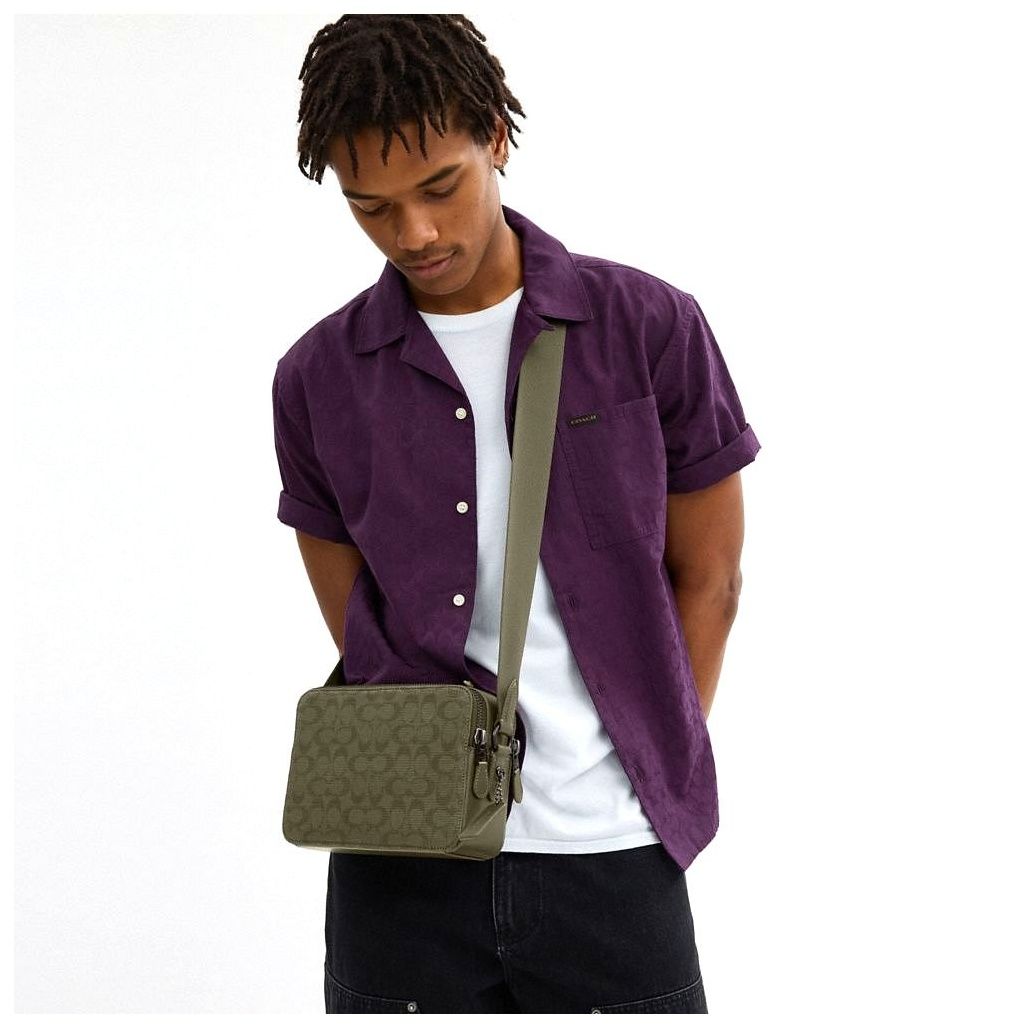 코치 Charter Crossbody Bag 24 In Signature Canvas Jacquard 이미지
