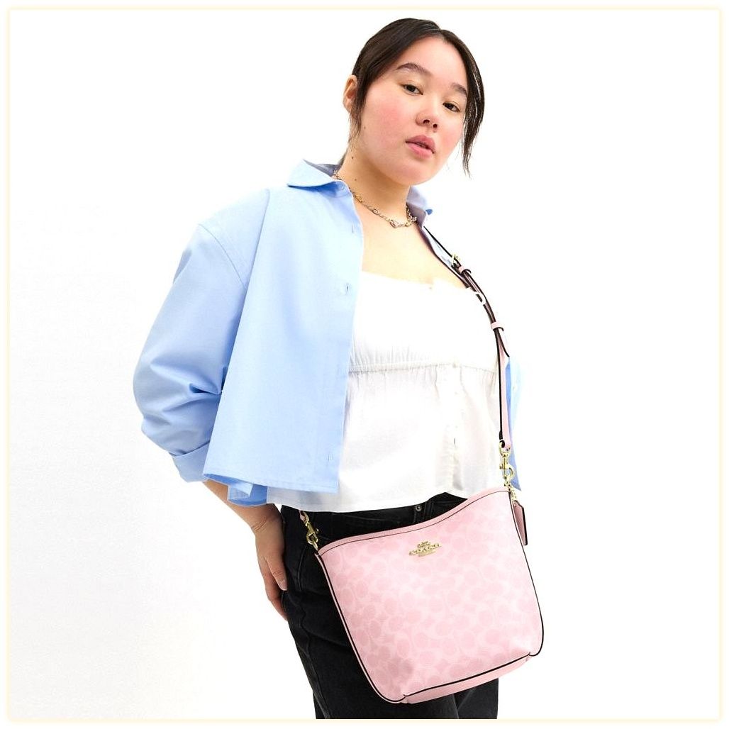 코치 City Bucket Bag In Signature Canvas 이미지