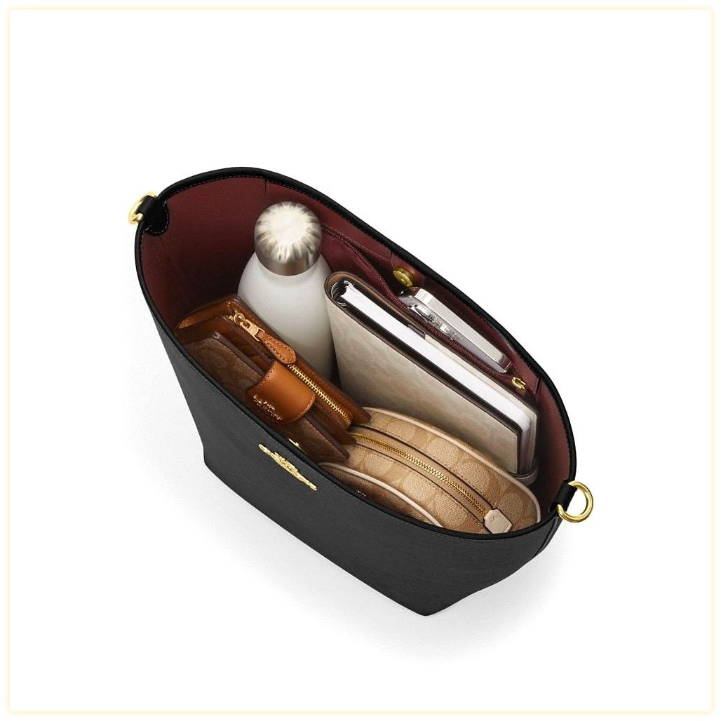 코치 City Large Bucket Bag In Signature Canvas 이미지