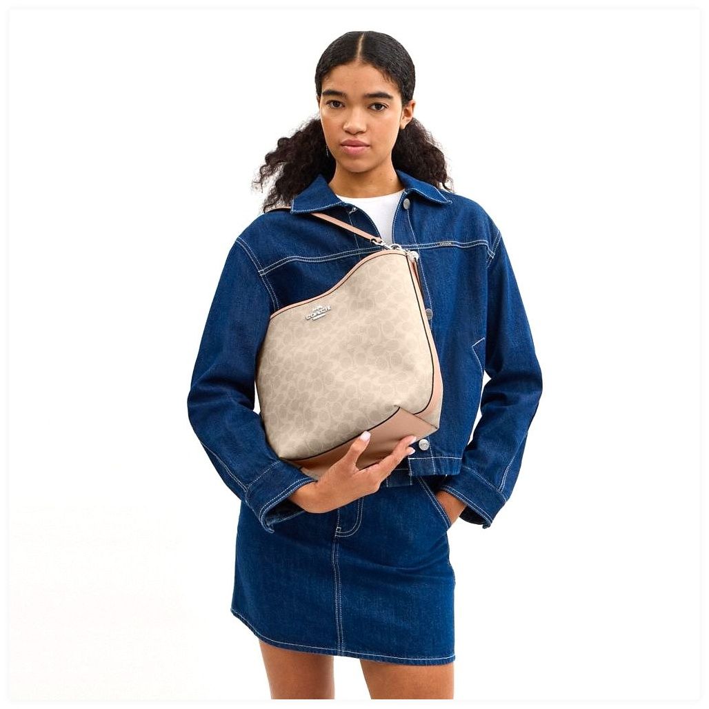 코치 City Large Bucket Bag In Signature Canvas 이미지