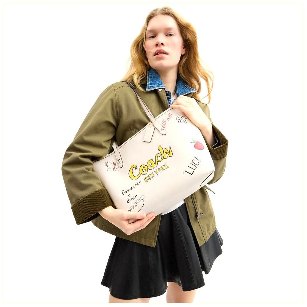 코치 City Tote Bag With Sketch Print 이미지