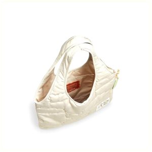 코치 Coachtopia 루프 토트백 클라우드 컬러 후기: 친환경적인 데일리백 추천 (CO668 CLU) 이미지