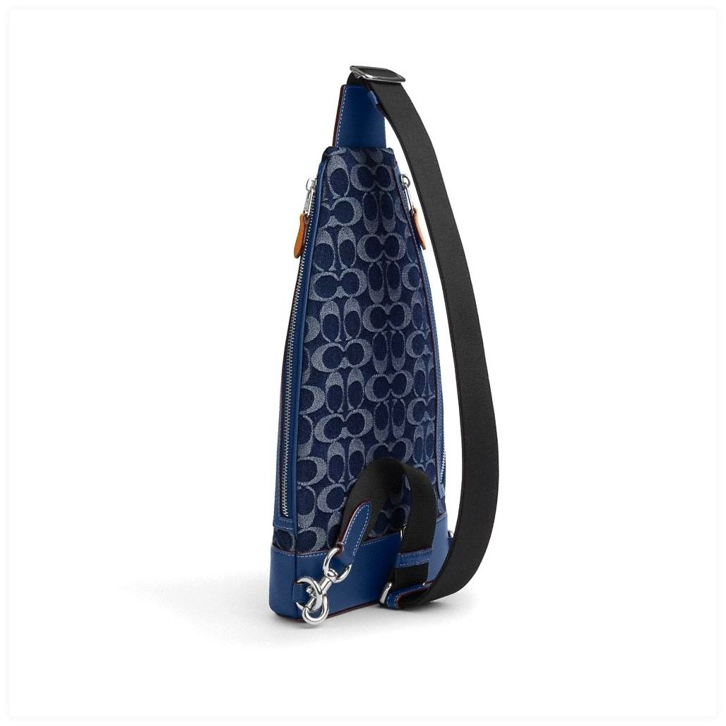 코치 Dominic Sling Pack In Signature Denim 이미지