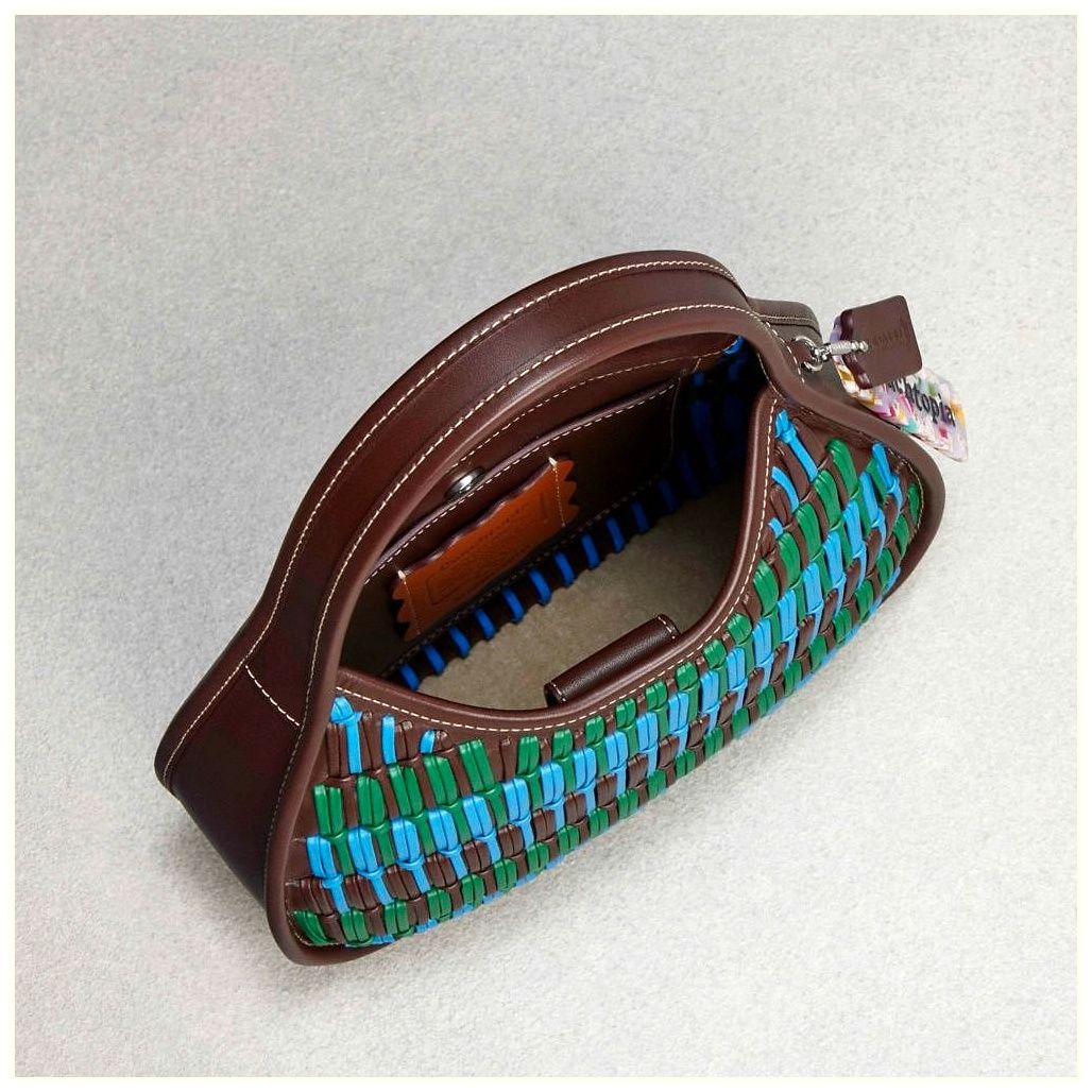 코치 Ergo Bag In Basket Weave Upcrafted Leather 이미지