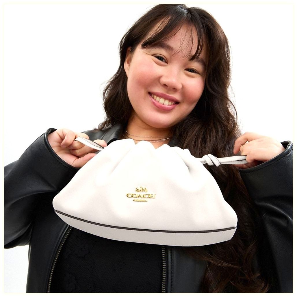 코치 Faye Shoulder Bag With Ruching 이미지