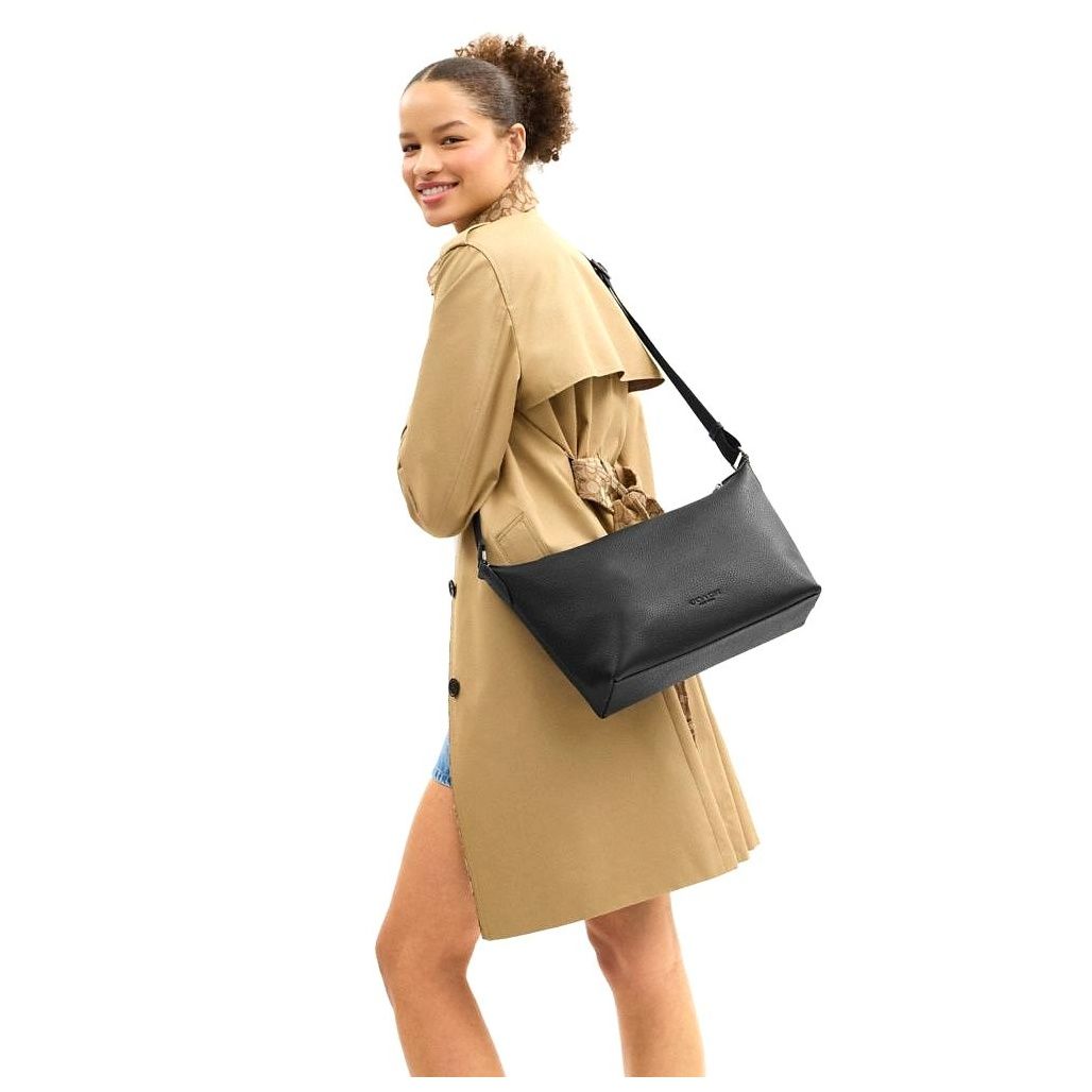 코치 Finn Crossbody Bag 이미지