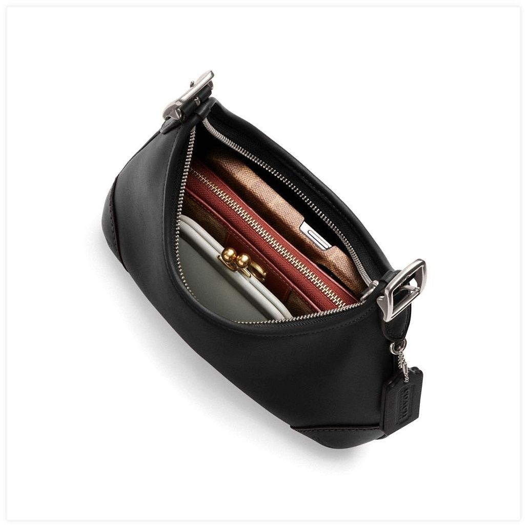 코치 Hamptons Hobo Bag 이미지