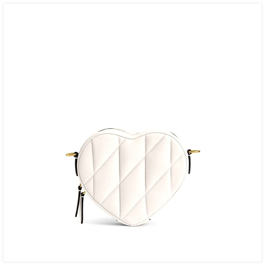코치 Heart Crossbody Bag With Quilting 이미지