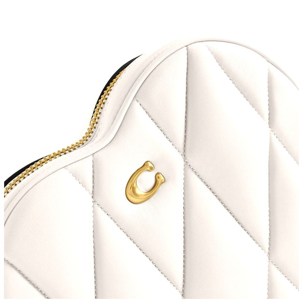 코치 Heart Crossbody Bag With Quilting 이미지