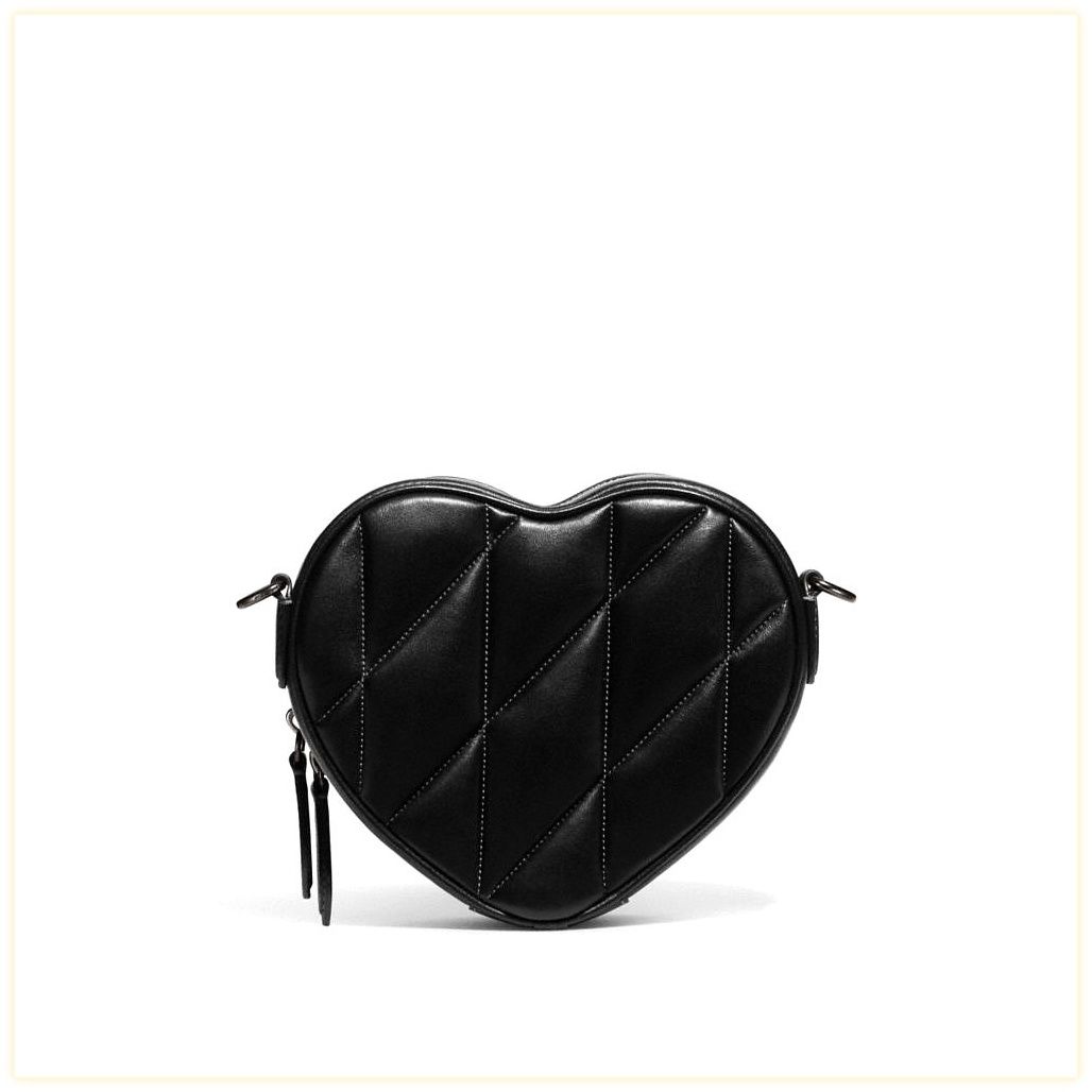 코치 Heart Crossbody Bag With Quilting 이미지