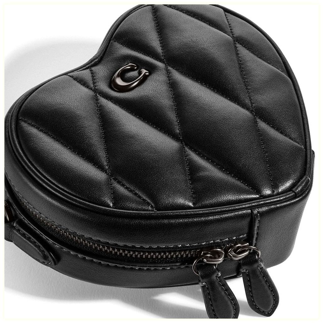 코치 Heart Crossbody Bag With Quilting 이미지