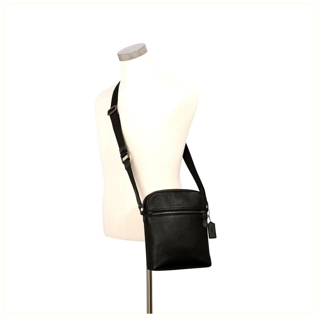 코치 Houston Flight Bag 이미지