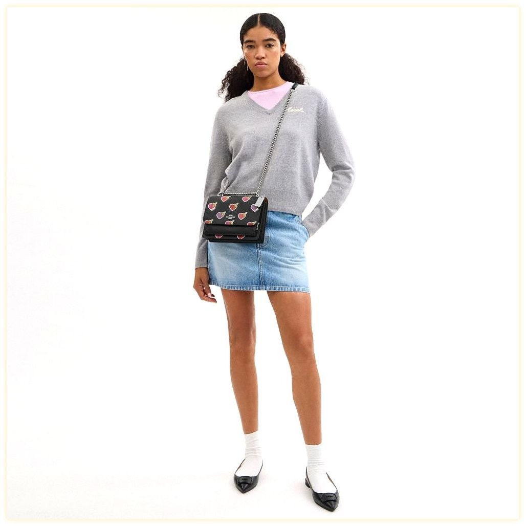 코치 Klare Crossbody Bag With Heart Bolt Print 이미지