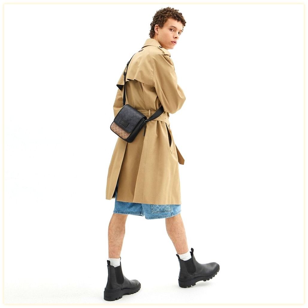 코치 Lucas Crossbody Bag In Blocked Signature Canvas 이미지