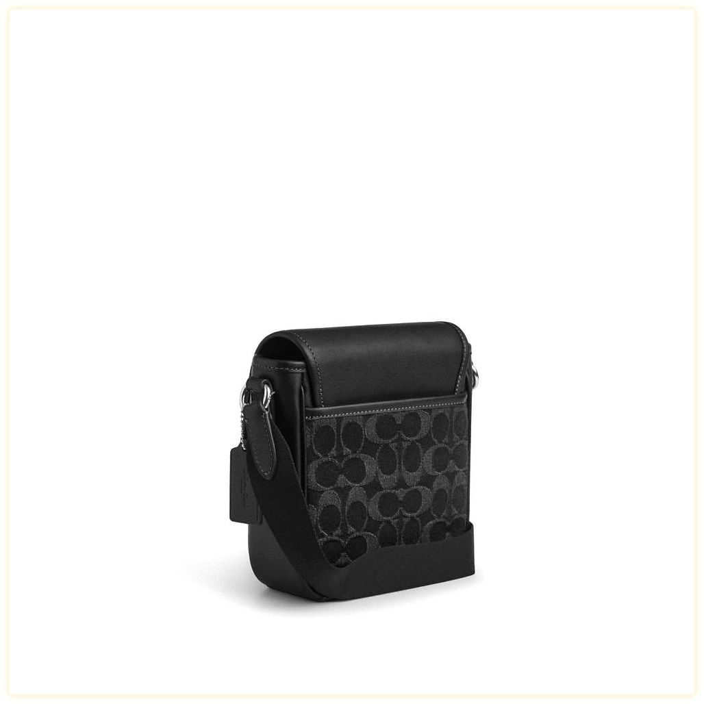 코치 Lucas Crossbody Bag In Signature Denim 이미지