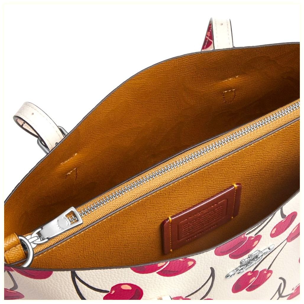 코치 Mollie Tote Bag 25 With Cherry Print 이미지