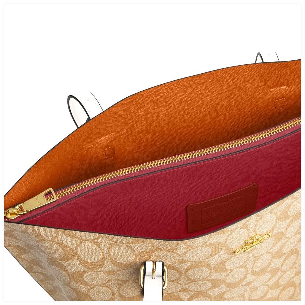 코치 Mollie Tote Bag In Signature Canvas 이미지