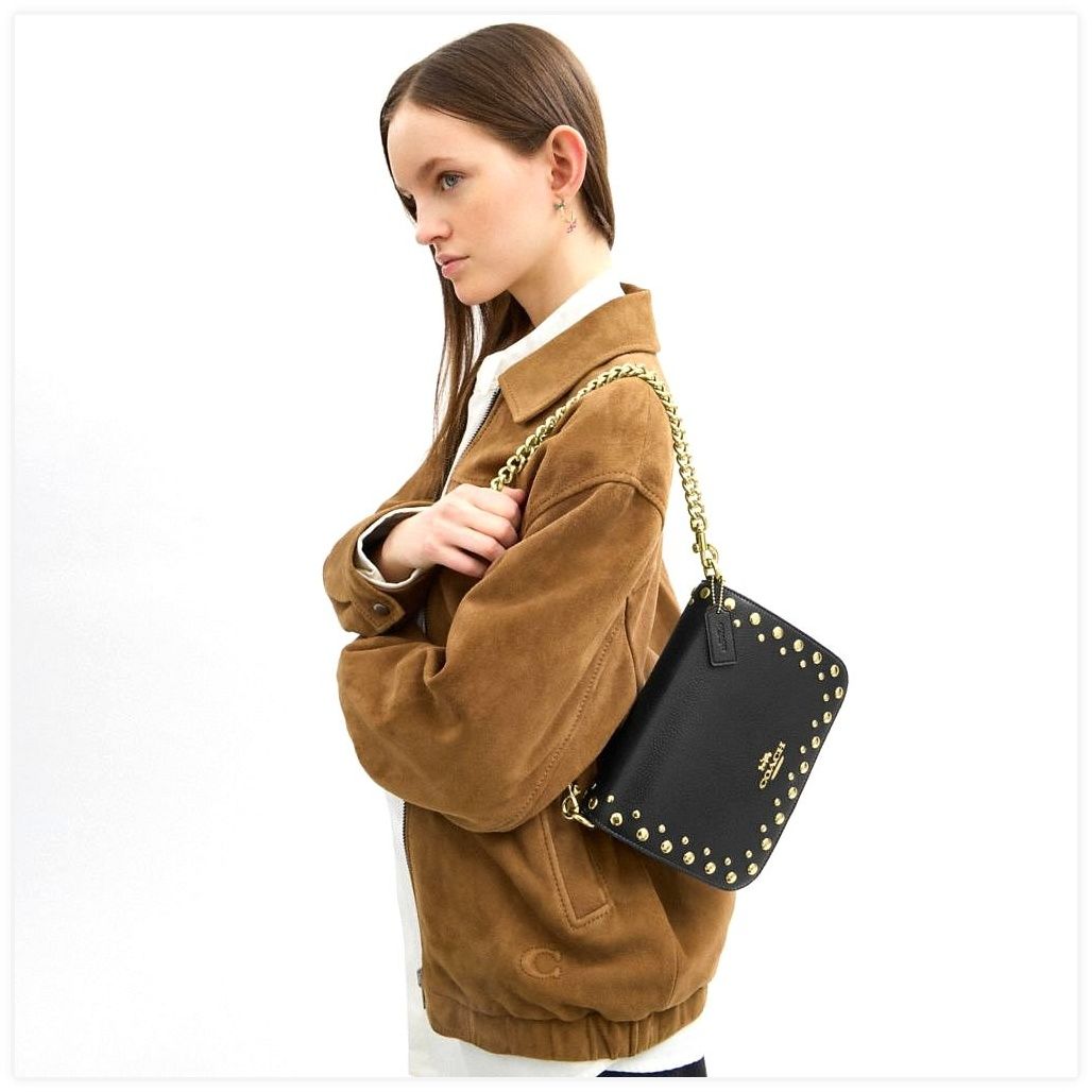 코치 Quinn Bag With Rivets 이미지
