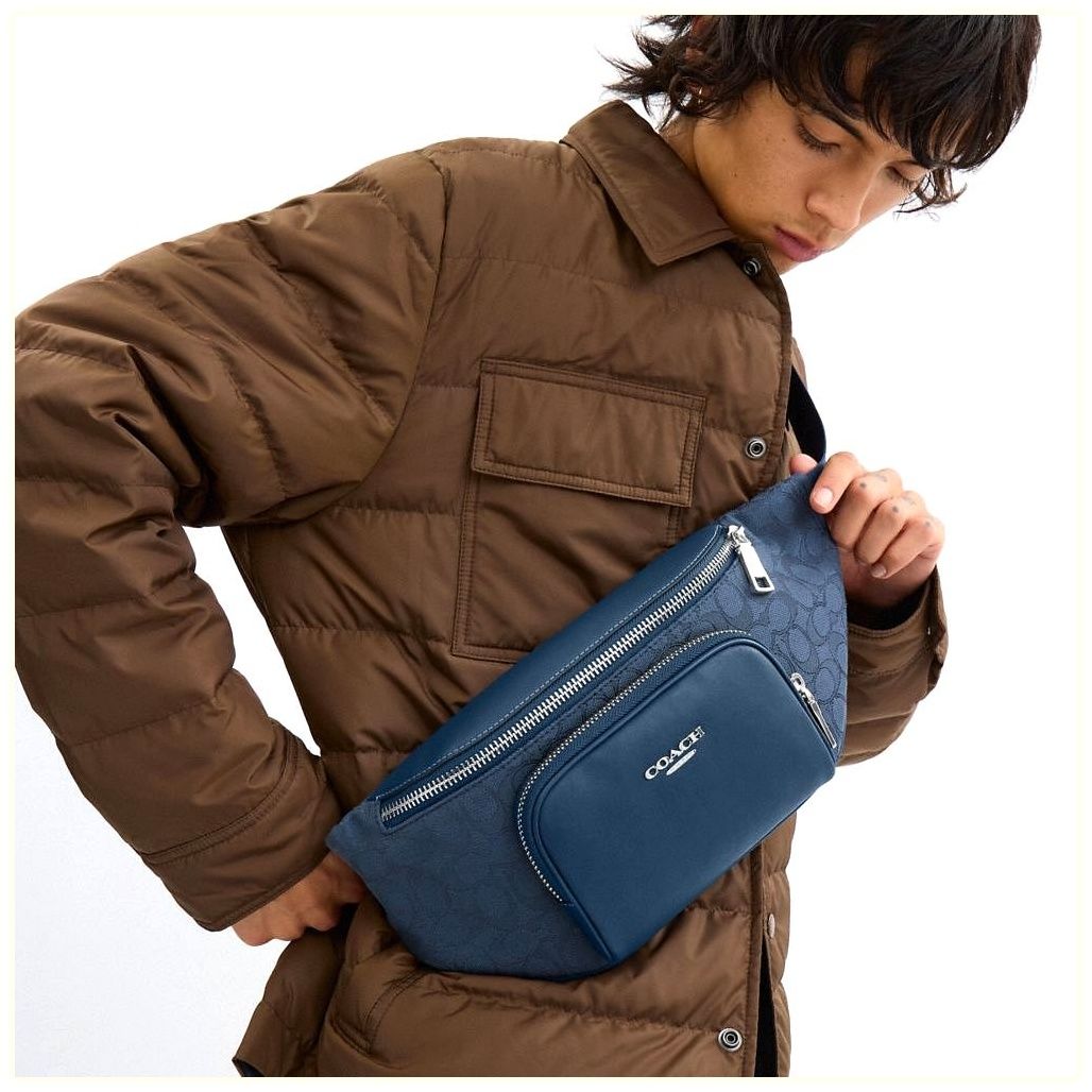 코치 Racer Belt Bag In Signature Jacquard 이미지