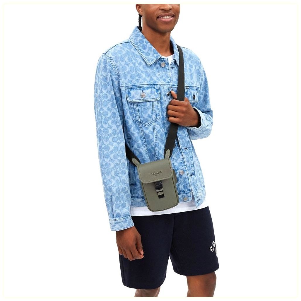코치 Racer Phone Crossbody Bag 이미지