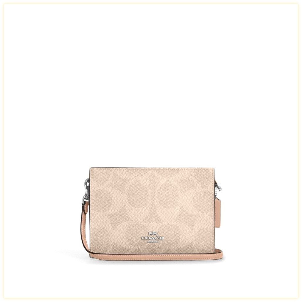 코치 Slim Crossbody Bag In Signature Canvas 이미지