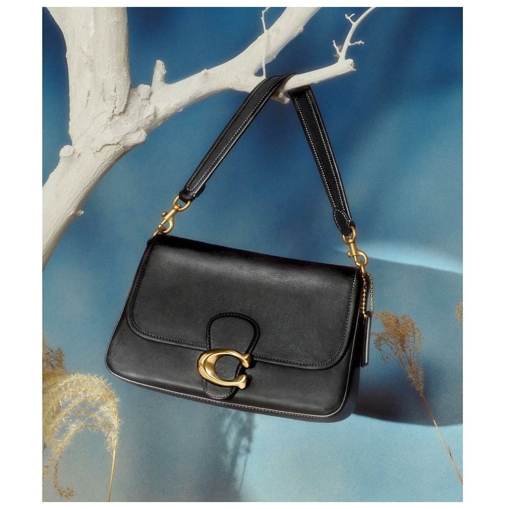 코치 Soft Tabby Shoulder Bag 이미지