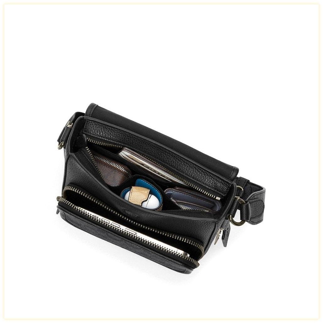 코치 Sullivan Flap Crossbody Bag 이미지