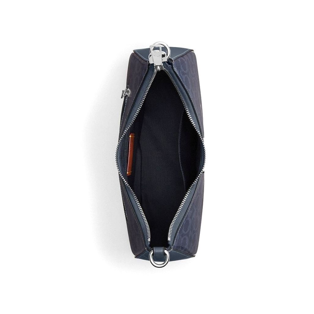 코치 Teri Hobo Bag In Signature Canvas 이미지