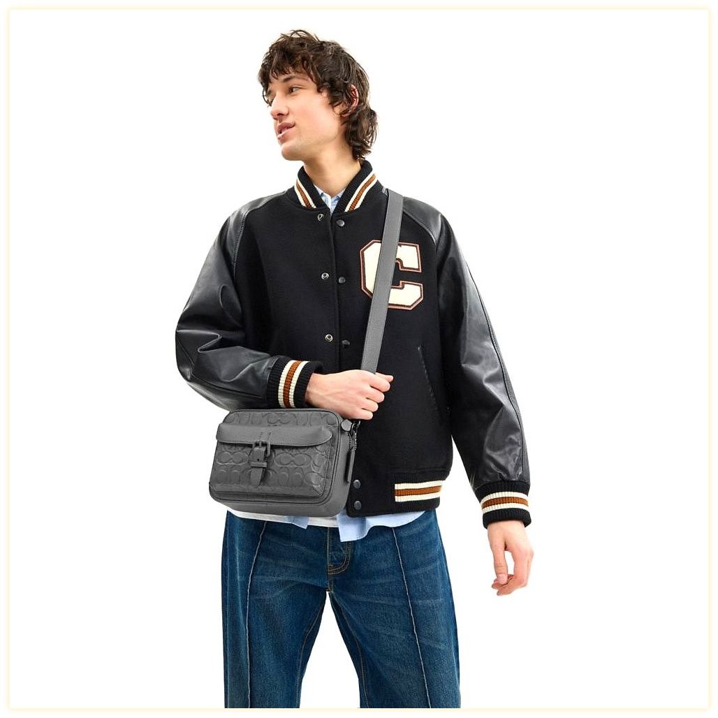 코치 Warner Crossbody Bag In Signature Leather 이미지