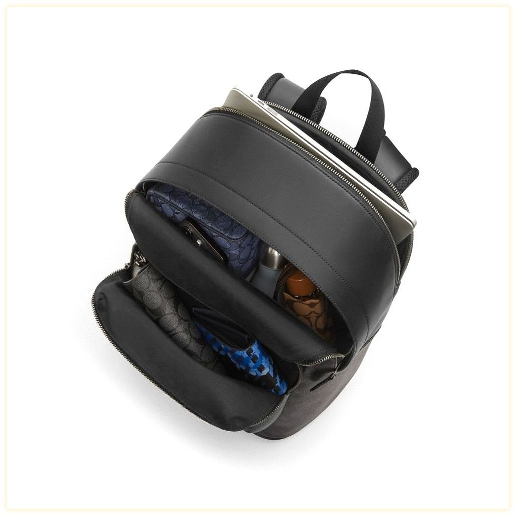 코치 West Backpack With Varsity Motif 이미지