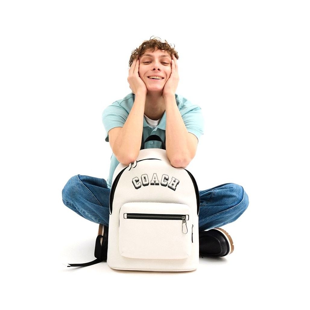 코치 West Backpack With Varsity Motif 이미지