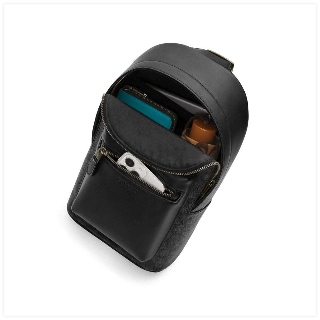 코치 West Pack With Varsity Motif 이미지
