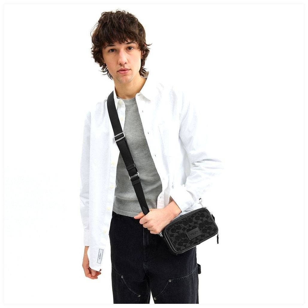 코치 Wyatt Crossbody Bag In Signature Denim 이미지