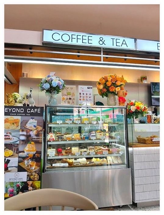 BEYOND CAFE สาขาถนนทหาร 이미지