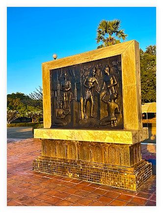 King Ramkhamhaeng Monument 이미지