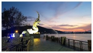 태국 송클라 가볼만한곳 크롬 루앙 춤폰 기념비 방문 후기: 태국 해군의 아버지, 아름다운 바다와 역사적인 의미를 담은 곳 이미지