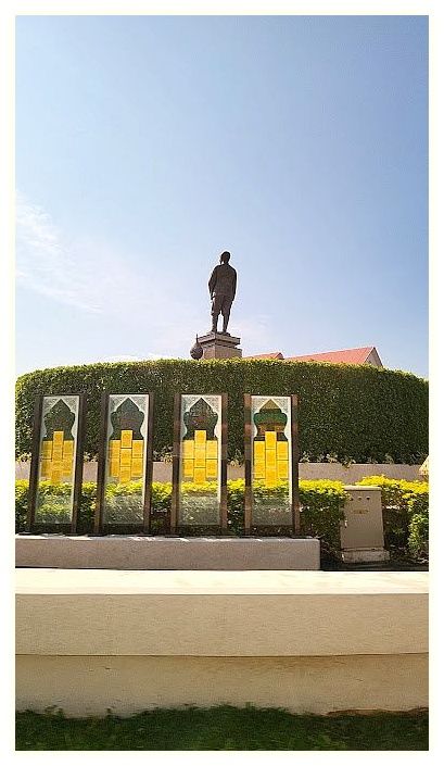 Kromluang Prachak Sinlapakhom Monument 이미지