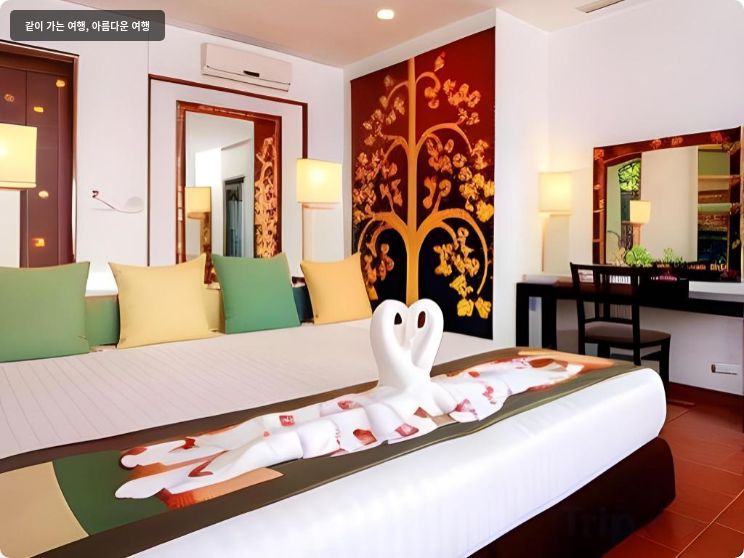 Mom Tris Villa Royale Hotel 이미지