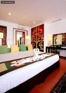 [푸켓 호텔] Mom Tris Villa Royale Hotel, 5성급 럭셔리 풀빌라! 인생 최고의 휴식 (가격, 위치, 후기) 이미지