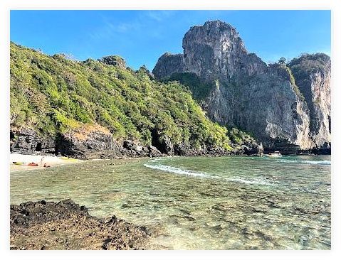 Nui Beach 이미지