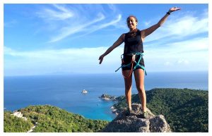 푸른 섬 코타오, 암벽 위에서 피어나는 젊음의 에너지 – The Bunker Climbing Gym Koh Tao 이미지
