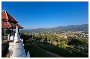 매홍손의 하늘 아래, 황금빛 꿈을 꾸다: Wat Phra That Doi Kongmu 여행기 이미지